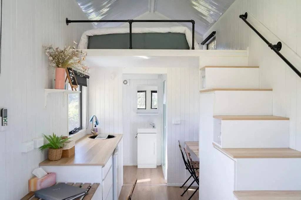 Villa Hill Creek Tiny House 1 By Tiny Away Perwillowen